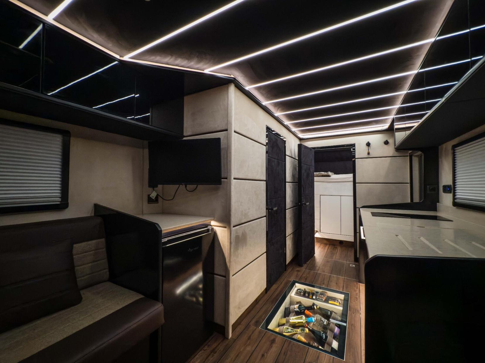 MAN HX60 MAN OVERLANDER CUSTOM