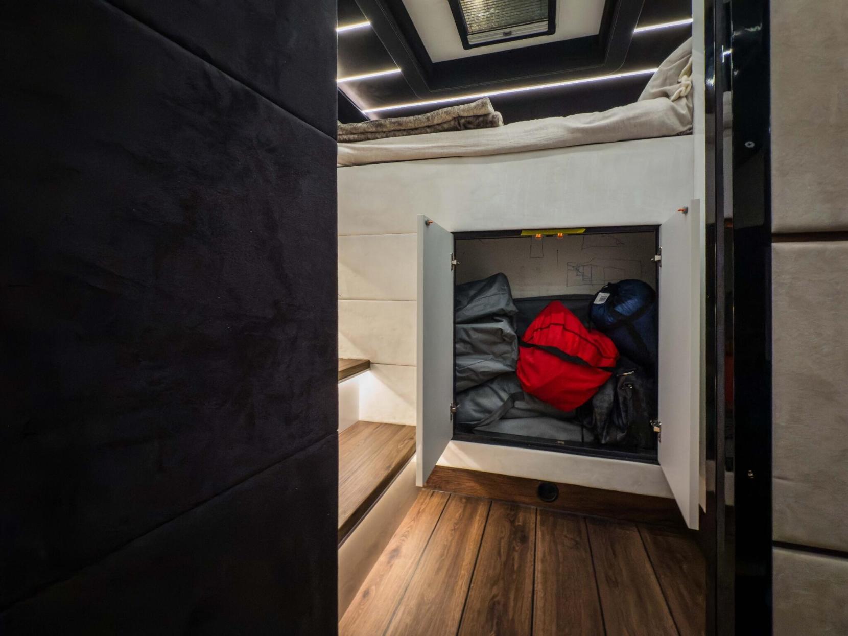 MAN HX60 MAN OVERLANDER CUSTOM