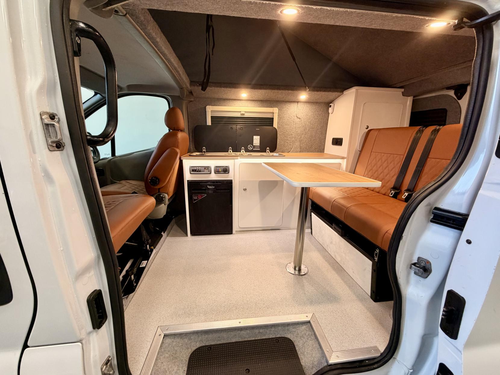 Vauxhall Vivaro Camper Van Motorhome 2.0 Vauxhall Vivaro Camper Van Diesel Manual Converted 4 Berth