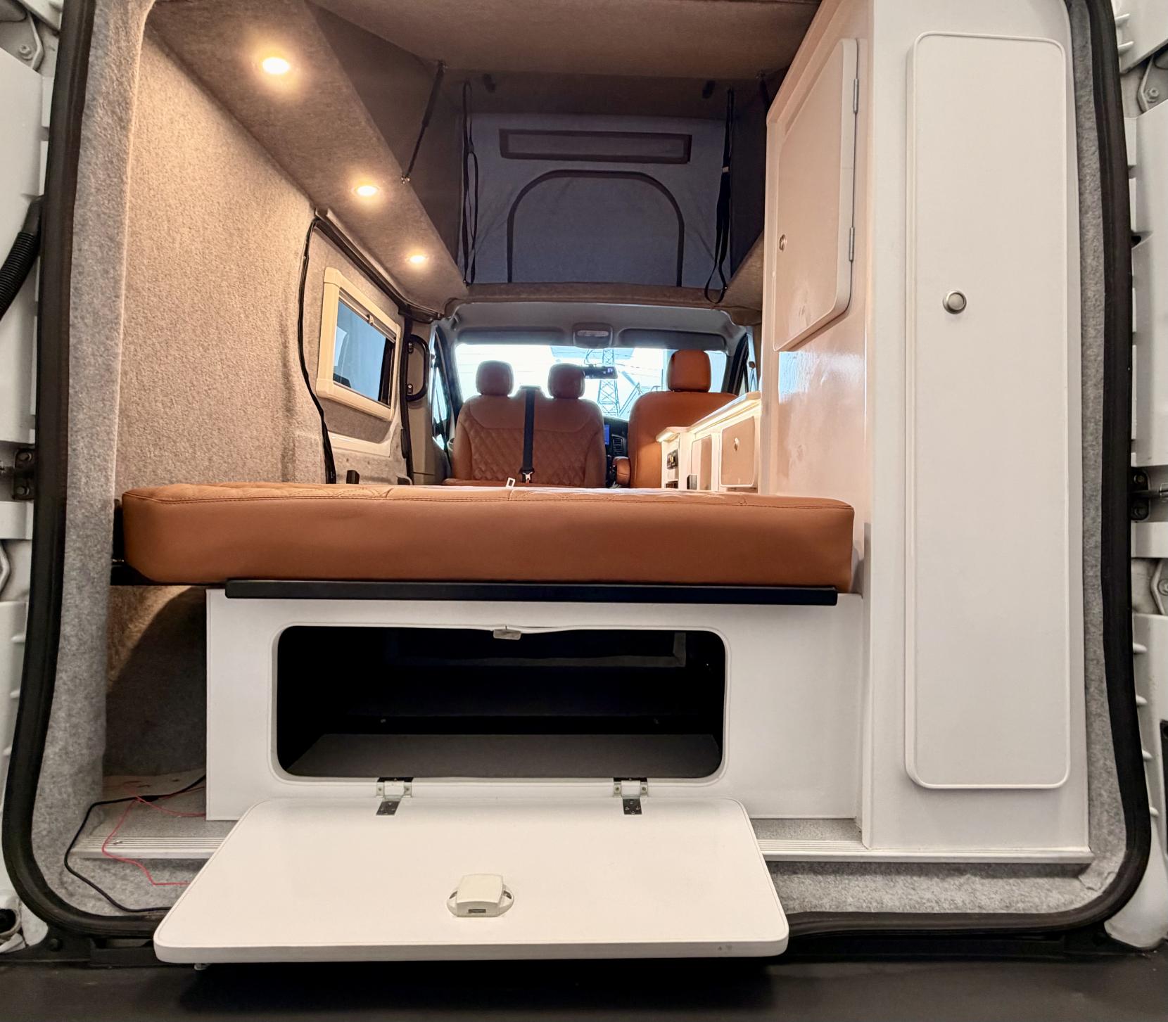 Vauxhall Vivaro Camper Van Motorhome 2.0 Vauxhall Vivaro Camper Van Diesel Manual Converted 4 Berth