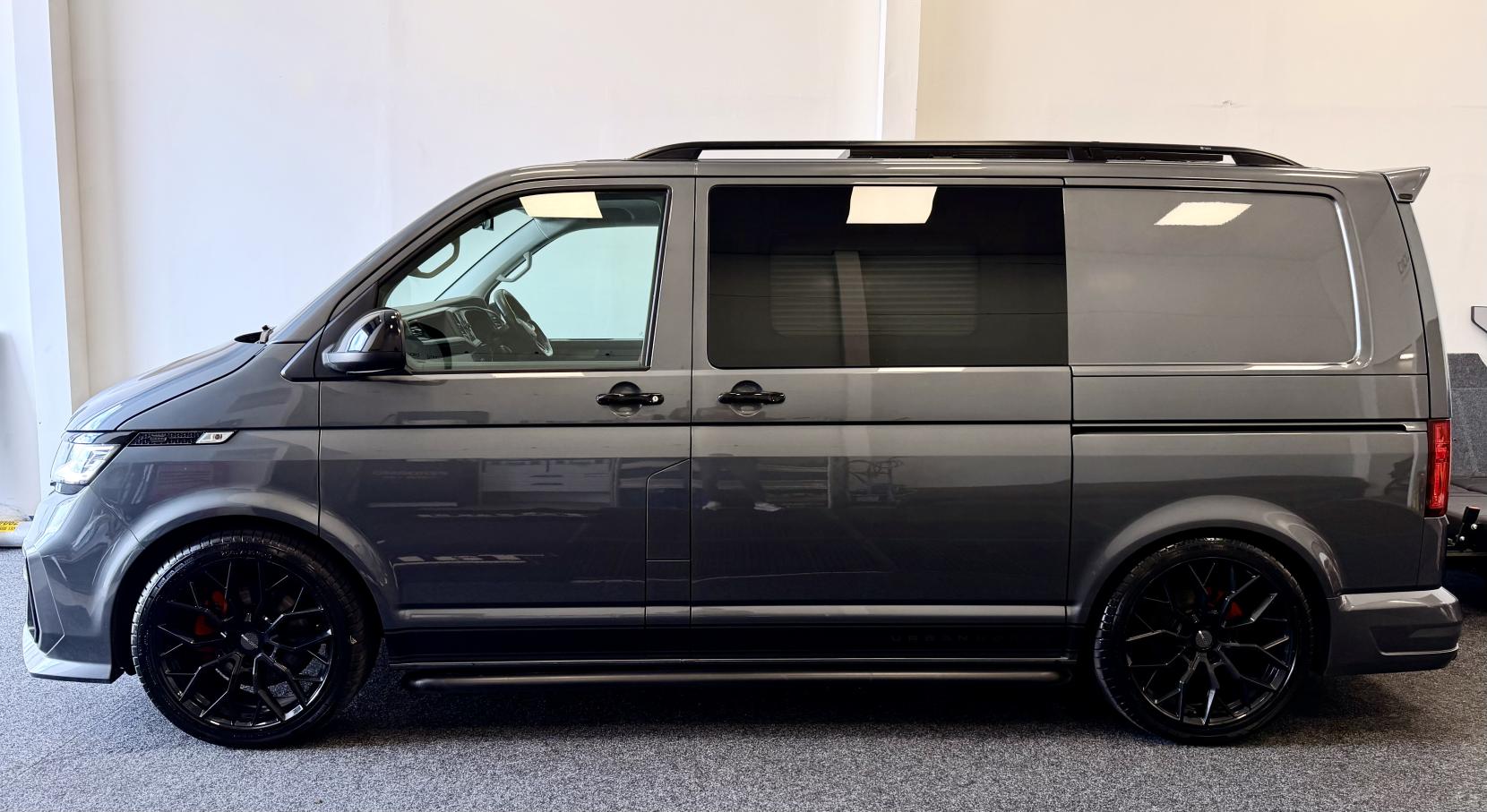 Volkswagen Transporter 2.0 BiTDI T30 Highline Panel Van 5dr Diesel DSG FWD SWB Euro 6 (s/s) (204 ps)